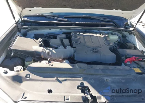 2021 Toyota 4Runner Sr5 из США, поврежденный, VIN JTEMU5JR5M5759425